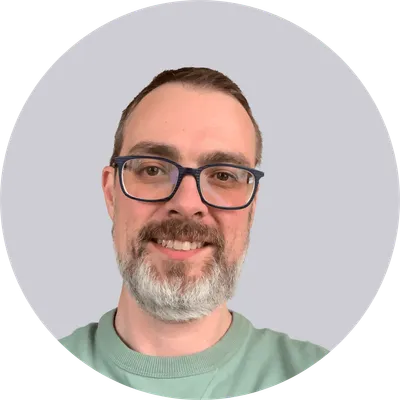 A headshot of Kyle Hebert